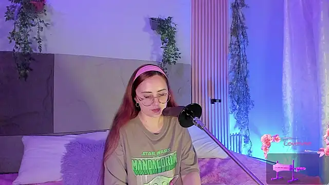 Snapshot of centaurigirl chatting on February 11, 2026, 2:00 am centaurigirl online show from February 11, 2026, 2:00 am