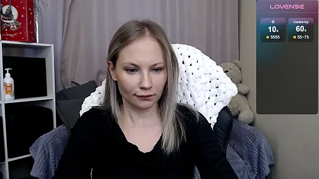 Sunny bunny6 online show from February 3, 2026, 11:48 am