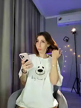 Snapshot of _Moriko_ chatting on January 19, 2025, 3:21 pm Moriko online show from January 19, 2025, 3:21 pm