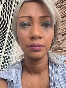 Snapshot of Amaliu_ chatting on May 15, 2026, 2:15 pm Amaliu online show from May 15, 2026, 2:15 pm