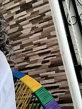 Amaliu  online show from March 11, 2025, 3:23 pm