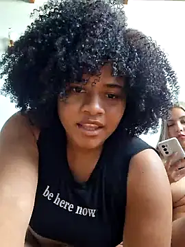 Snapshot of DANIELA_MICHEL chatting on February 1, 2025, 3:50 pm DANIELA MICHEL online show from February 1, 2025, 3:50 pm