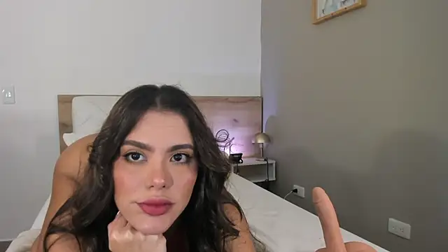 Snapshot of agussaenz chatting on January 28, 2025, 10:12 pm agussaenz online show from January 28, 2025, 10:12 pm