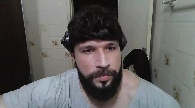 Snapshot of Cauan-t chatting on March 2, 2025, 10:56 pm Cauan-t online show from March 2, 2025, 10:56 pm