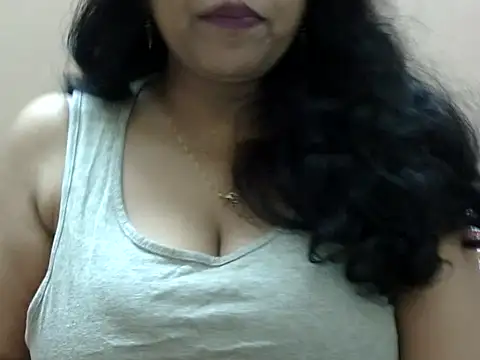 Snapshot of Riya_riyaa chatting on November 11, 2025, 2:12 pm Riya riyaa online show from November 11, 2025, 2:12 pm