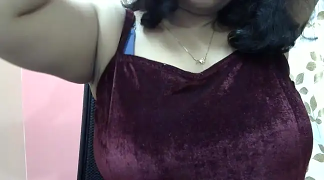 Snapshot of Riya_riyaa chatting on January 12, 2025, 5:33 pm Riya riyaa online show from January 12, 2025, 5:33 pm