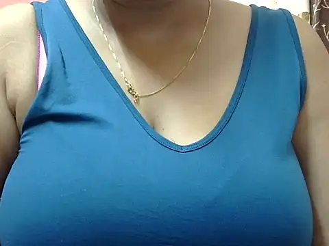 Snapshot of Riya_riyaa chatting on February 3, 2025, 2:25 am Riya riyaa online show from February 3, 2025, 2:25 am