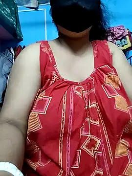 BERRY 00 online show from October 5, 2025, 6:09 pm