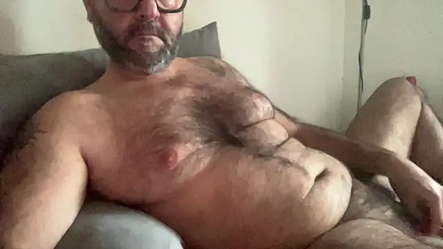 MM7026 online show from December 8, 2024, 11:24 am