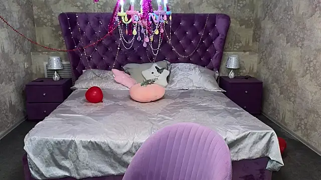 Snapshot of Nika_Kitten chatting on February 17, 2025, 8:49 pm Nika Kitten online show from February 17, 2025, 8:49 pm