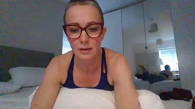 Snapshot of ELEGANT-ARIA36 chatting on January 13, 2025, 3:15 pm ELEGANT-ARIA36 online show from January 13, 2025, 3:15 pm