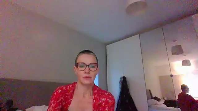 Snapshot of ELEGANT-ARIA36 chatting on January 9, 2025, 8:34 am ELEGANT-ARIA36 online show from January 9, 2025, 8:34 am
