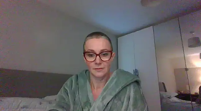 Snapshot of ELEGANT-ARIA36 chatting on February 11, 2025, 11:53 am ELEGANT-ARIA36 online show from February 11, 2025, 11:53 am