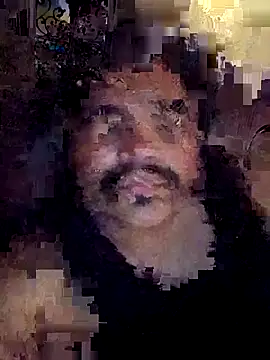 Snapshot of Brickstash chatting on July 5, 2026, 6:31 am Brickstash online show from July 5, 2026, 6:31 am