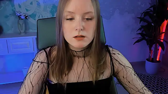 Snapshot of VivienLeeigh chatting on February 11, 2025, 1:20 pm VivienLeeigh online show from February 11, 2025, 1:20 pm