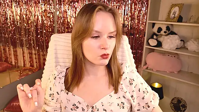 Snapshot of VivienLeeigh chatting on May 28, 2026, 4:42 am VivienLeeigh online show from May 28, 2026, 4:42 am