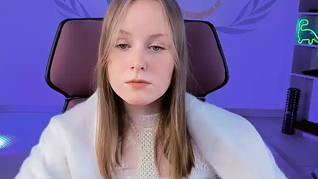 Snapshot of VivienLeeigh chatting on February 7, 2025, 8:31 pm VivienLeeigh online show from February 7, 2025, 8:31 pm