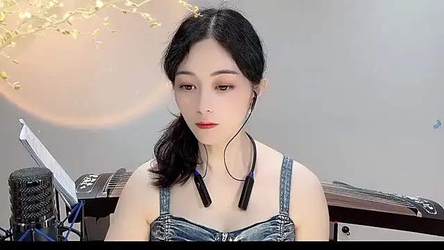 Tian-xin-999 online show from September 16, 2025, 3:02 pm