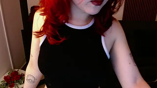 Snapshot of crimson_tati_ chatting on March 15, 2025, 12:34 pm crimson tati online show from March 15, 2025, 12:34 pm