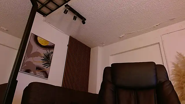 Snapshot of crimson_tati_ chatting on March 4, 2025, 8:02 am crimson tati online show from March 4, 2025, 8:02 am