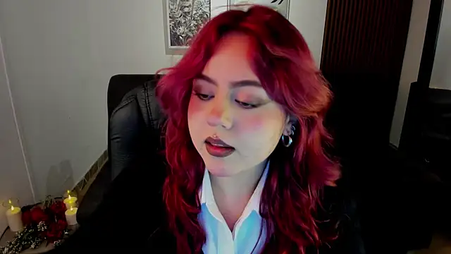 Snapshot of crimson_tati_ chatting on September 30, 2025, 3:34 am crimson tati online show from September 30, 2025, 3:34 am