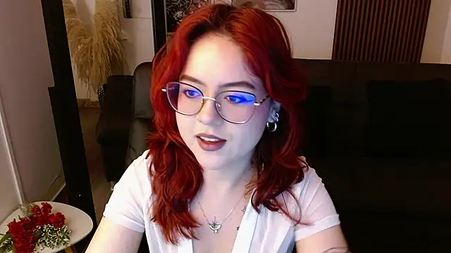 Snapshot of crimson_tati_ chatting on February 27, 2025, 3:29 am crimson tati online show from February 27, 2025, 3:29 am