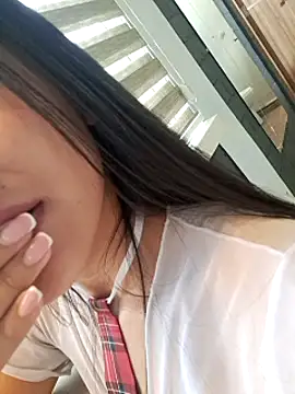 MiaOconner online show from March 20, 2025, 5:58 pm