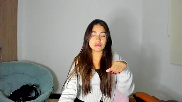 AriaMontgomery online show from February 19, 2025, 8:12 am