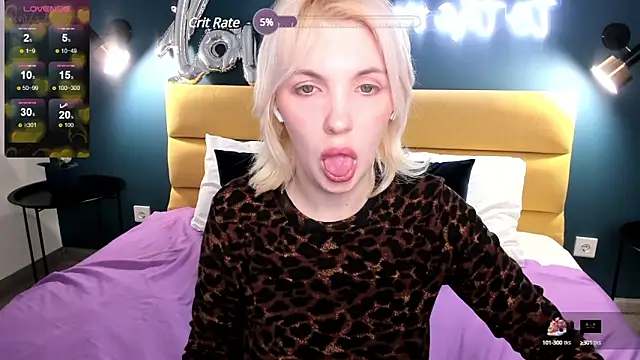 Snapshot of Fluffy_Monica chatting on March 11, 2025, 7:14 am Fluffy Monica online show from March 11, 2025, 7:14 am