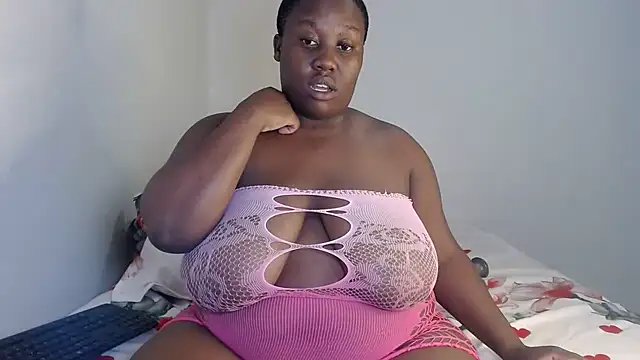 Snapshot of DarkBerry7 chatting on February 2, 2025, 7:35 pm DarkBerry7 online show from February 2, 2025, 7:35 pm