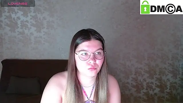 Snapshot of holy_michela chatting on February 24, 2025, 5:43 am holy michela online show from February 24, 2025, 5:43 am
