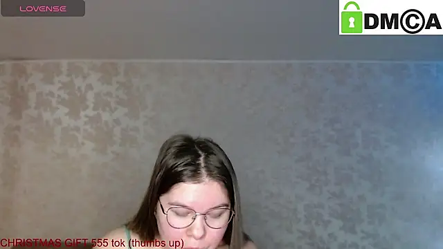 Snapshot of holy_michela chatting on December 21, 2024, 2:52 am holy michela online show from December 21, 2024, 2:52 am