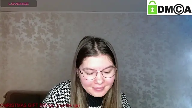 Snapshot of holy_michela chatting on December 26, 2024, 2:44 am holy michela online show from December 26, 2024, 2:44 am