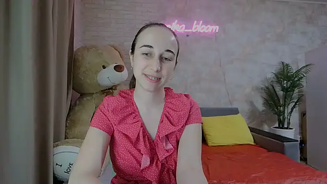 Anika bloom online show from March 23, 2025, 12:58 am