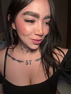 Nickiiiii online show from February 11, 2026, 7:41 am