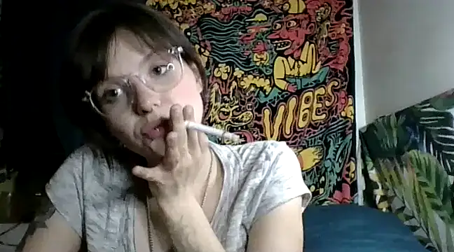Snapshot of TemporaryFix chatting on February 2, 2025, 3:43 am TemporaryFix online show from February 2, 2025, 3:43 am