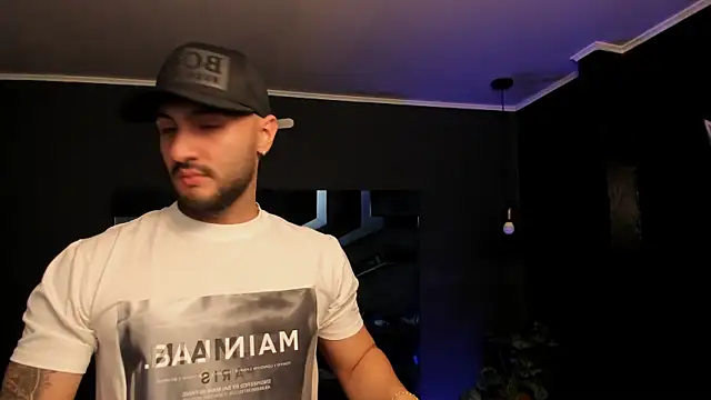 Snapshot of JeanColleman chatting on November 19, 2025, 11:16 pm JeanColleman online show from November 19, 2025, 11:16 pm