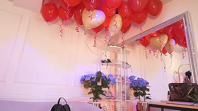 Snapshot of elasummer chatting on February 16, 2026, 12:26 pm elasummer online show from February 16, 2026, 12:26 pm