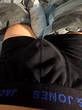 mrgeil75 online show from April 27, 2026, 9:24 pm