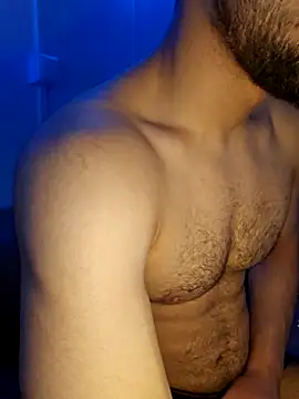 Amir334  online show from November 30, 2025, 12:39 pm