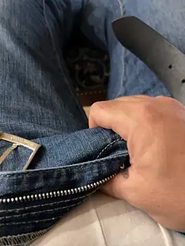 virgilioduro83 online show from November 7, 2025, 12:53 pm