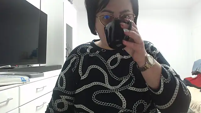 Amandamuller1982 online show from March 26, 2026, 8:18 pm