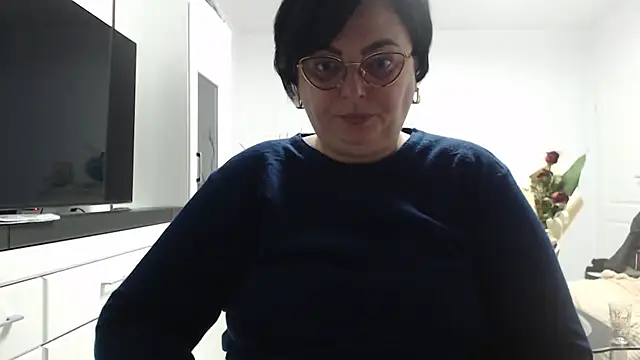 Amandamuller1982 online show from March 5, 2026, 12:07 am