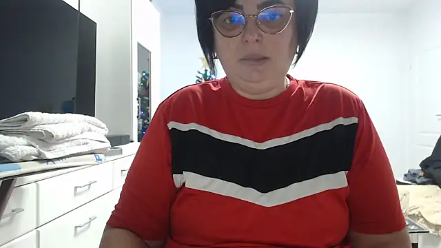 Amandamuller1982 online show from January 15, 2026, 11:52 pm