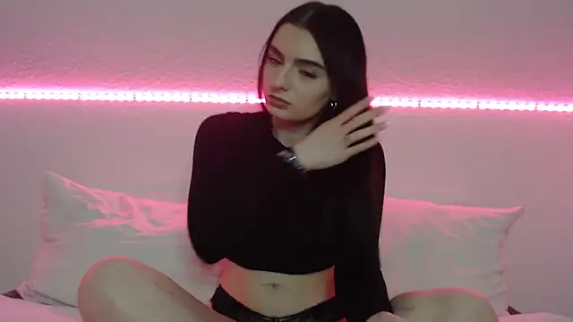 Snapshot of AdelinaAlia chatting on February 24, 2025, 8:36 pm AdelinaAlia online show from February 24, 2025, 8:36 pm