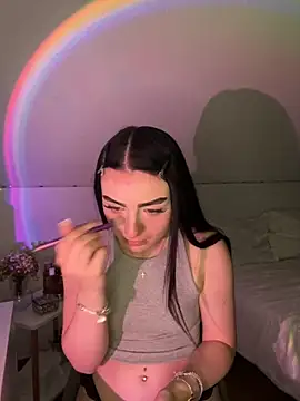 Snapshot of AdelinaAlia chatting on September 13, 2025, 8:20 pm AdelinaAlia online show from September 13, 2025, 8:20 pm