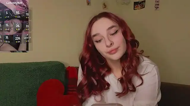 Snapshot of CookyDaisy chatting on January 8, 2026, 9:32 pm CookyDaisy online show from January 8, 2026, 9:32 pm