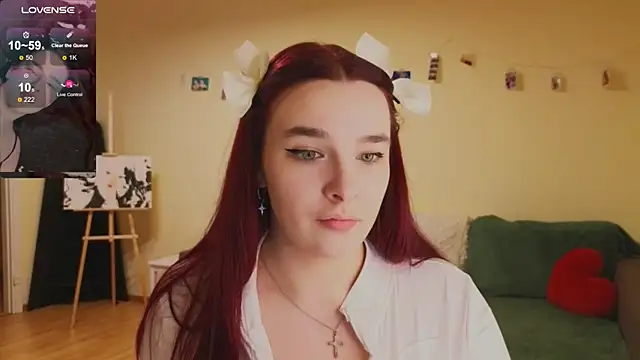 Snapshot of CookyDaisy chatting on January 17, 2026, 10:35 pm CookyDaisy online show from January 17, 2026, 10:35 pm