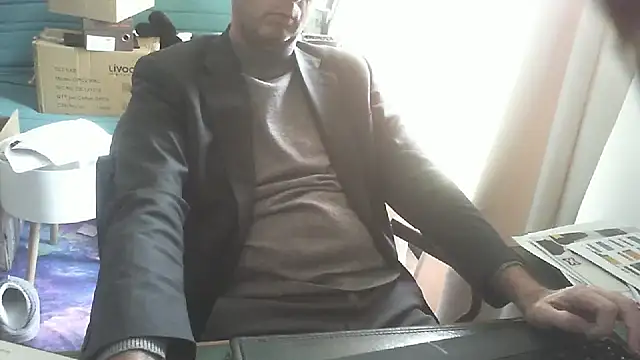 Snapshot of shyfrenchcock1 chatting on February 12, 2026, 2:39 pm shyfrenchcock1 online show from February 12, 2026, 2:39 pm