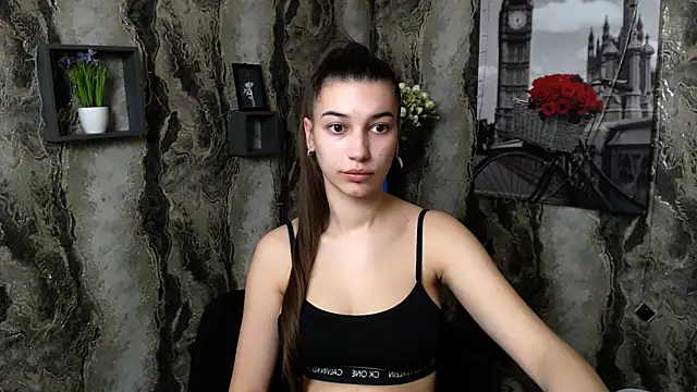 KarolinaRosse  online show from March 9, 2025, 7:12 am